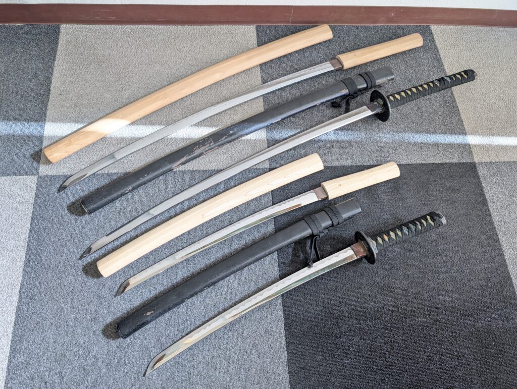 買取品紹介『模造刀』 | 栃木県 宇都宮市 金・プラチナ・ブランド品の